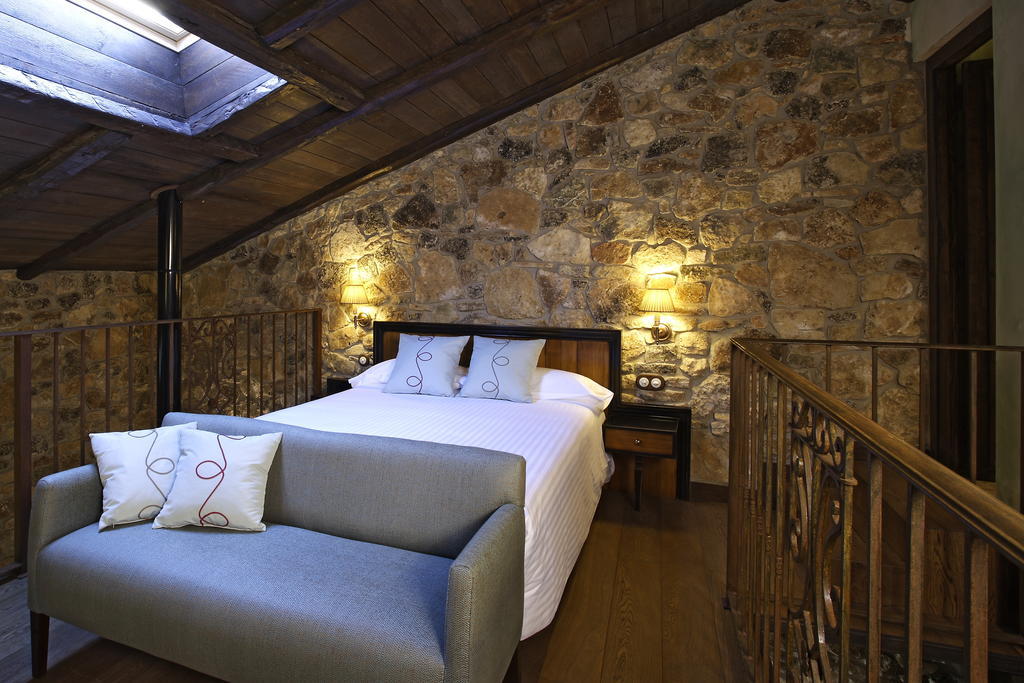 Hotel Rural & Spa Los Anades Abánades Стая снимка