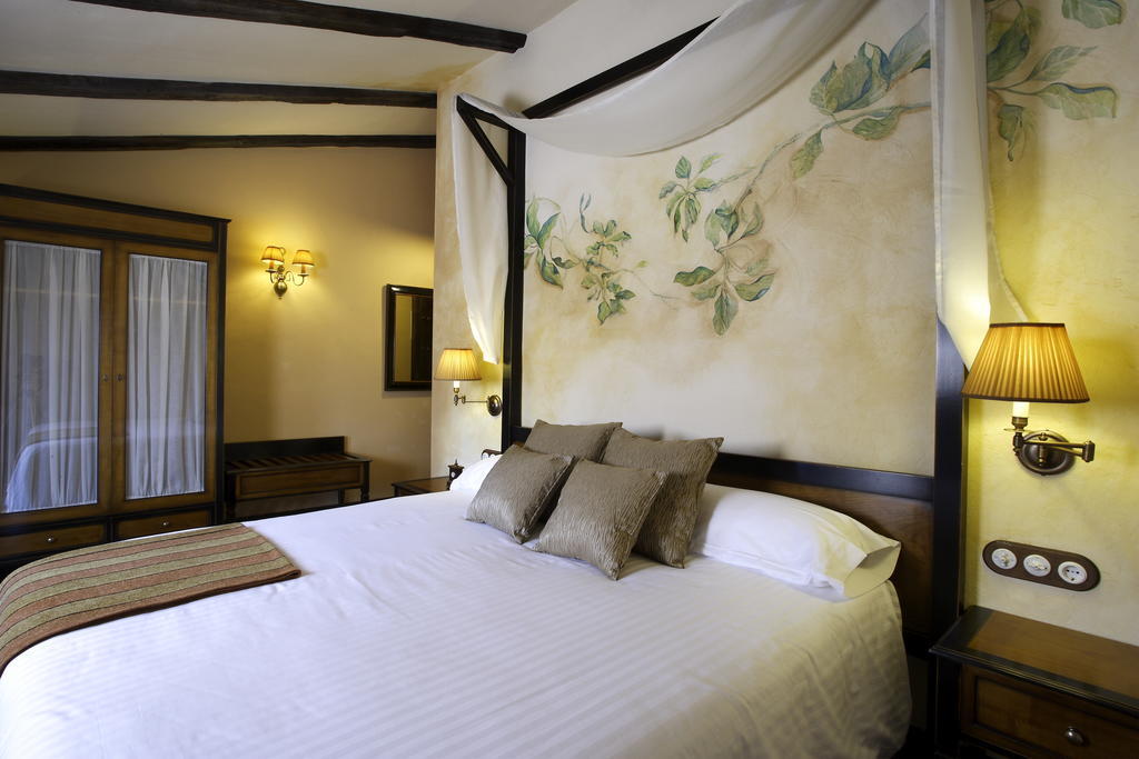 Hotel Rural & Spa Los Anades Abánades Стая снимка