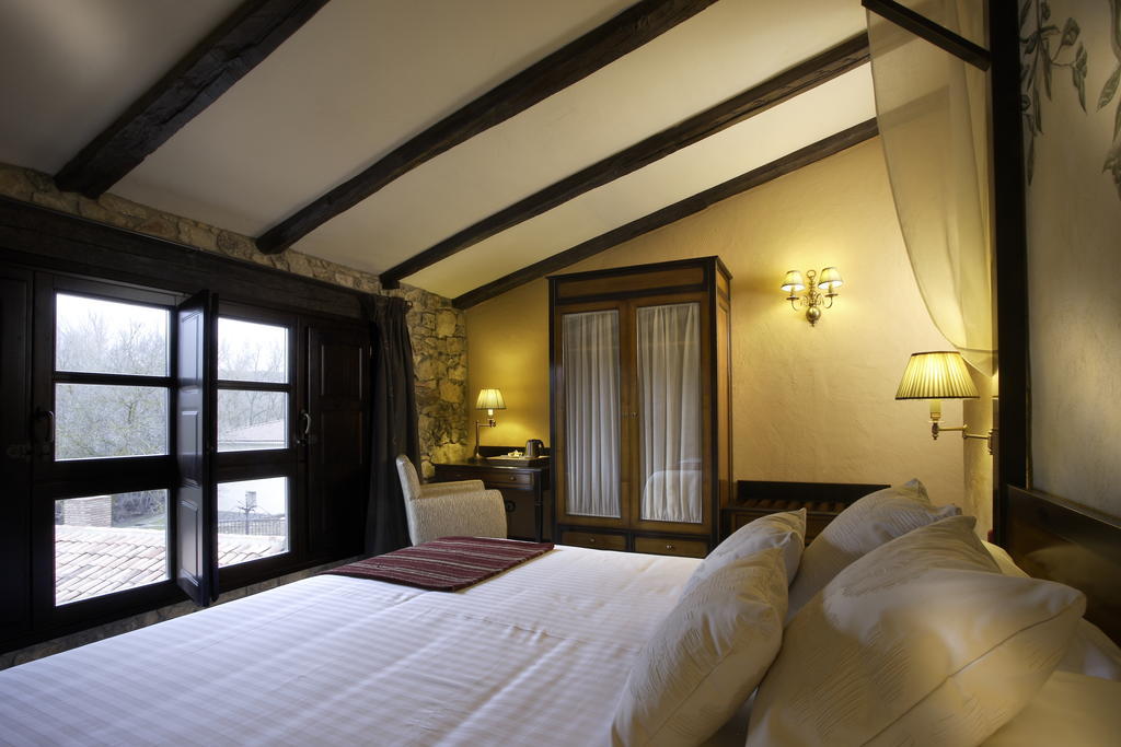 Hotel Rural & Spa Los Anades Abánades Стая снимка